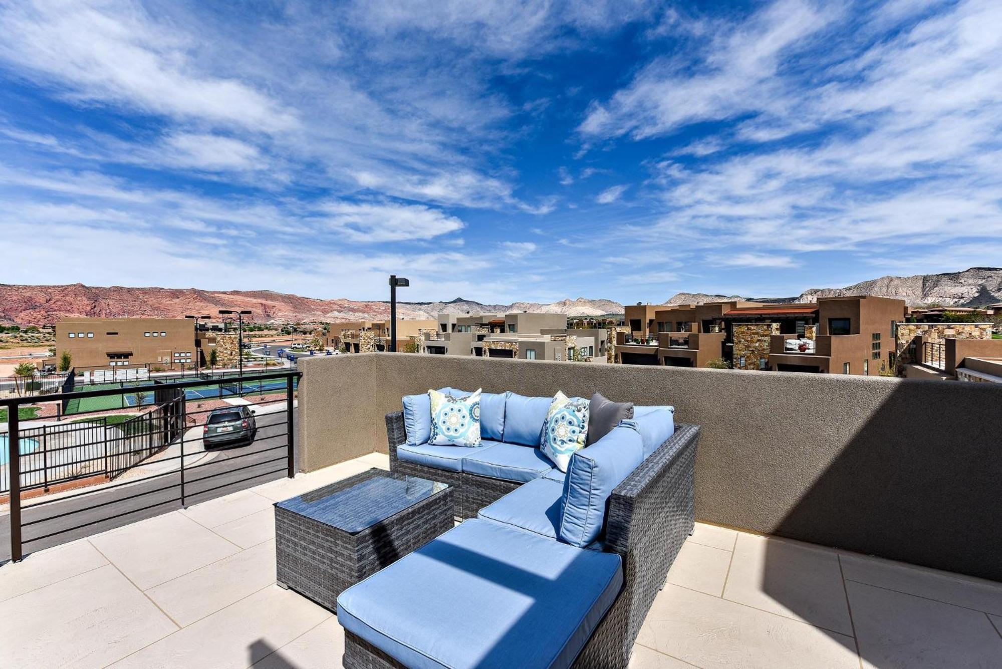 The View At The Escapes Villa St. George Luaran gambar
